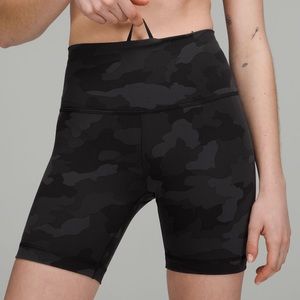 Lululemon Wunder Train High Rise Short 6”